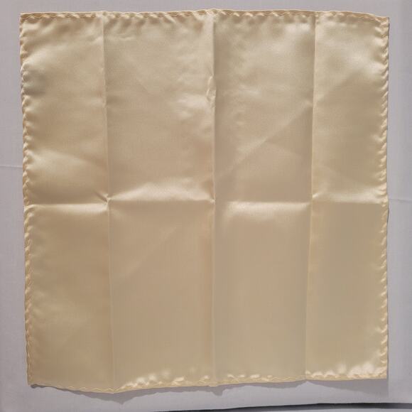 NWOT Hisdern satin ivory adjustable bow tie and pocket square, solid color - Picture 10 of 13